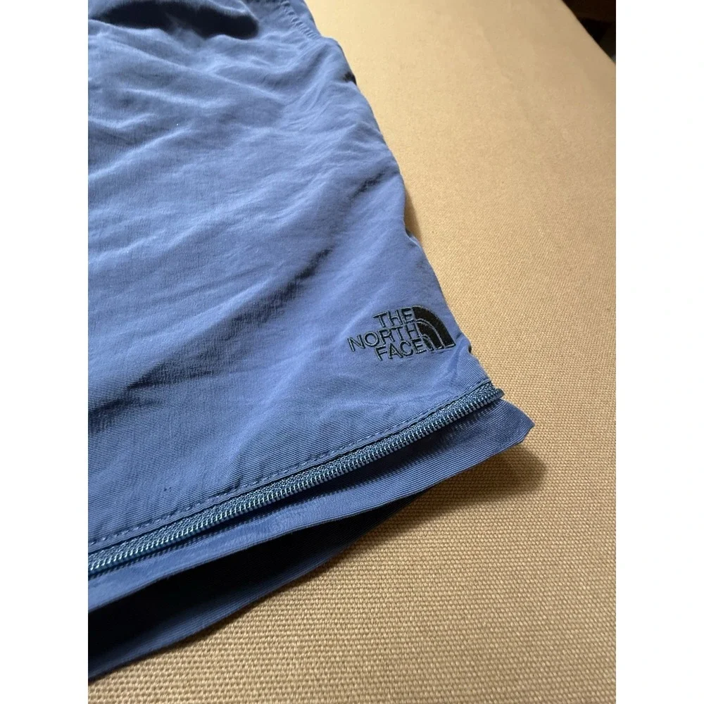 The North Face Men Classic Blue Shorts‎ Size Large - Missing Zip on Legs